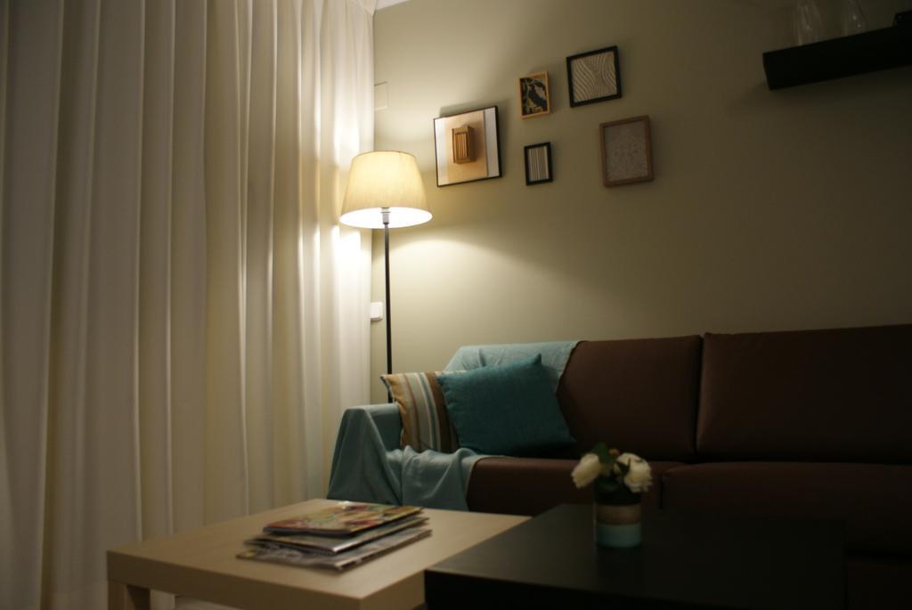 Apartamentos La Estacion M&S Albacete Ruang foto