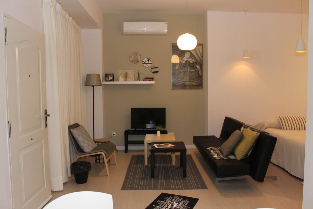 Apartamentos La Estacion M&S Albacete Ruang foto